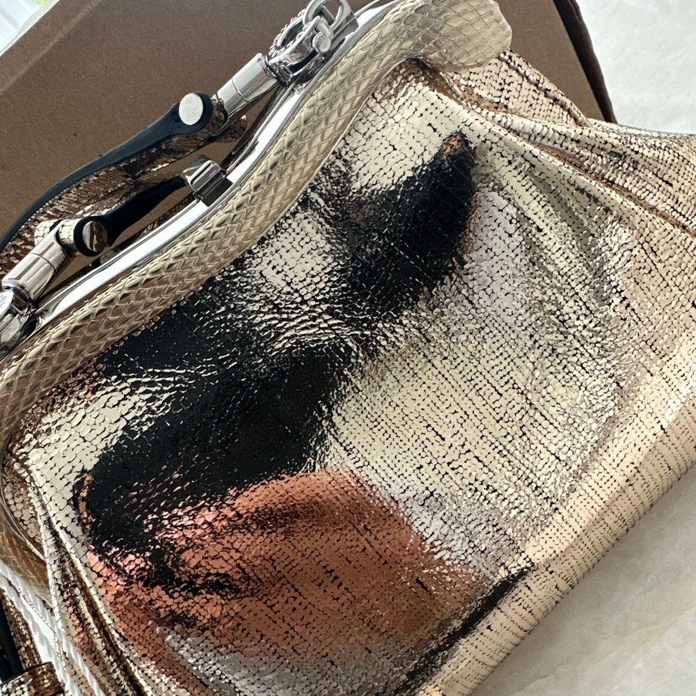 Bvlgari Serpentine Bag - Picture 8 of 16